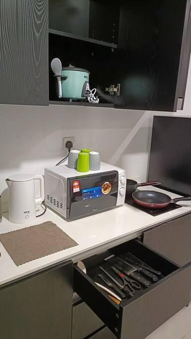 Cozy Flexus Signature 4 Guests Pool Nflix Hbo 吉隆坡 外观 照片